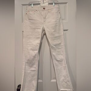 Vineyard Vines White Denim Cropped Jeans | Size 28